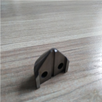  Triangle hardened chamfer mold parts and function	