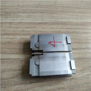  Electrosparking wire cuttting molded parts design	