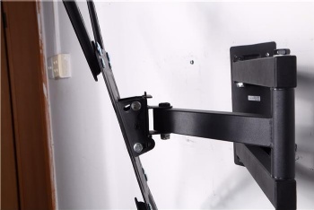  Four direction powder  tv wall mount adjustable	