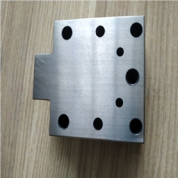  Customized Mold Parts Processed by CNC	