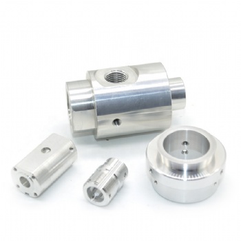  Custom High Precision CNC machined turning milling parts	